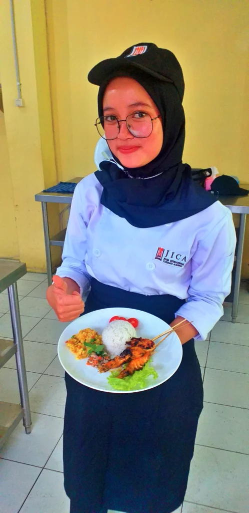 siswa JICA pamer makanan sambal indonesia